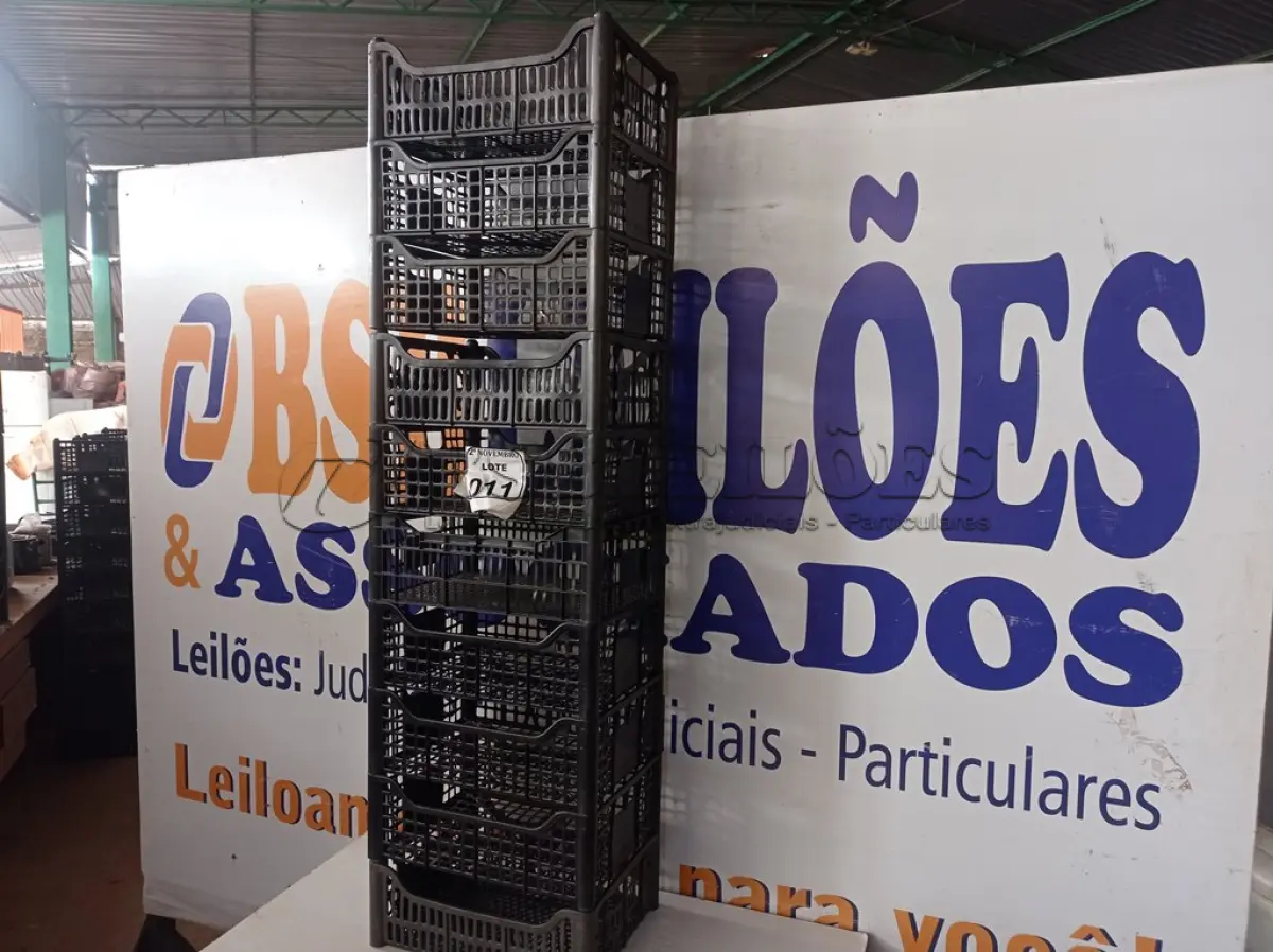 LOTE 011 - 10 CESTAS ORGANIZADORAS DE PLÁSTICO (NOVO). (NO ESTADO) ATENÇÃO! FAZER A VISITAÇÃO ANTES DE ARREMATAR, NÃO SABEMOS SE FUNCIONA. LEILÃO NÃO TEM GARANTIA E NEM DEVOLUÇÃO, SUJEITO A POSSÍVEIS AVARIAS VISÍVEIS/OCULTAS E/OU AUSÊNCIA DE COMPONENTES.