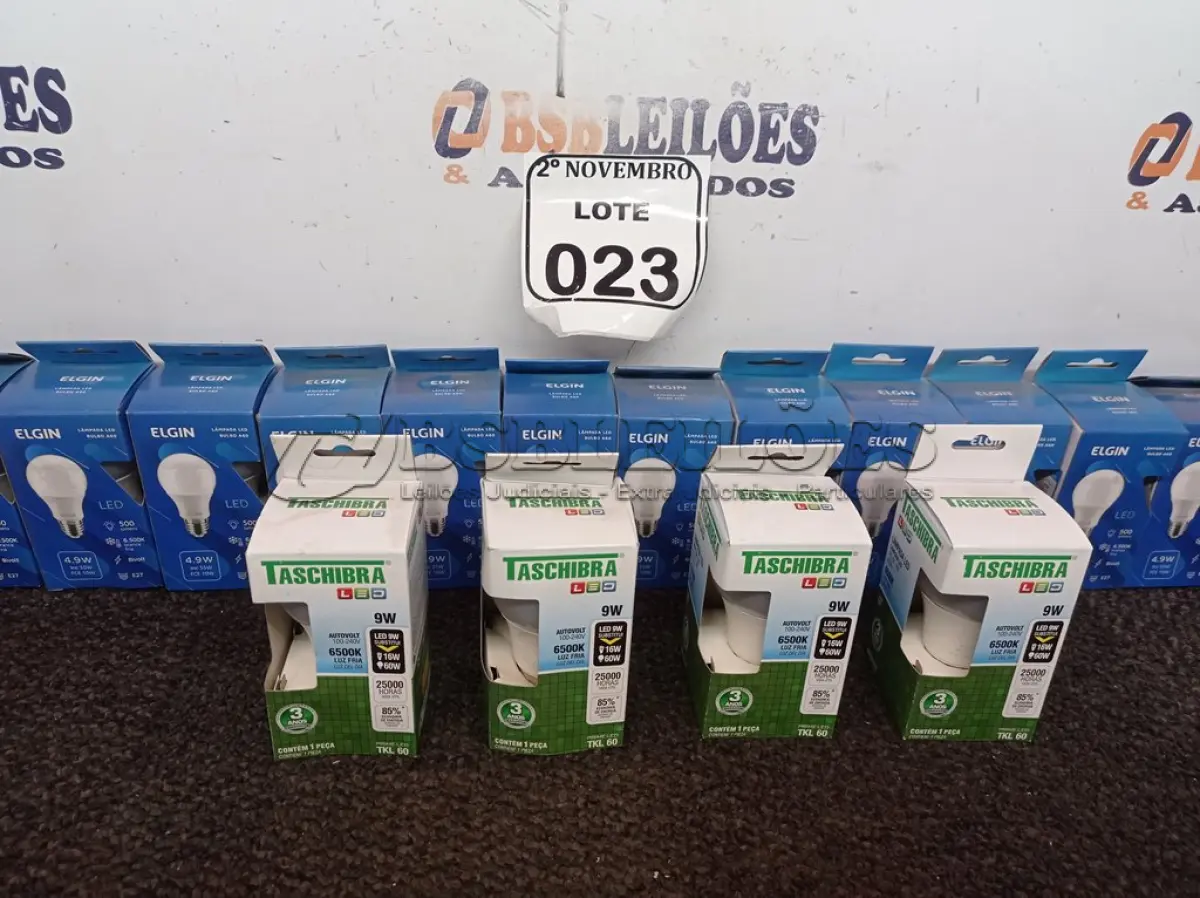 LOTE 023 - 26 LÂMPADAS MARCAS E MODELOS DIVERSOS(NOVO). (NO ESTADO) ATENÇÃO! FAZER A VISITAÇÃO ANTES DE ARREMATAR, NÃO SABEMOS SE FUNCIONA. LEILÃO NÃO TEM GARANTIA E NEM DEVOLUÇÃO, SUJEITO A POSSÍVEIS AVARIAS VISÍVEIS/OCULTAS E/OU AUSÊNCIA DE COMPONENTES.