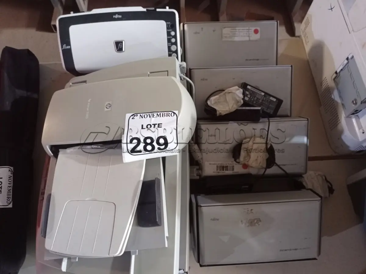 LOTE 289 - 06 SCANNER’S MARCAS E MODELOS DIVERSOS. (NO ESTADO) ATENÇÃO! FAZER A VISITAÇÃO ANTES DE ARREMATAR, NÃO SABEMOS SE FUNCIONA. LEILÃO NÃO TEM GARANTIA E NEM DEVOLUÇÃO, SUJEITO A POSSÍVEIS AVARIAS VISÍVEIS/OCULTAS E/OU AUSÊNCIA DE COMPONENTES.