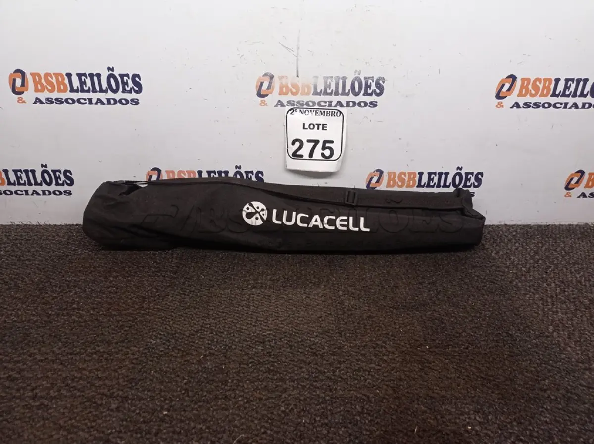 LOTE 275 - 01 TRIPÉ P/ CÂMERA FOTOGRÁFICA MARCA TOMATE. (NO ESTADO) ATENÇÃO! FAZER A VISITAÇÃO ANTES DE ARREMATAR, NÃO SABEMOS SE FUNCIONA. LEILÃO NÃO TEM GARANTIA E NEM DEVOLUÇÃO, SUJEITO A POSSÍVEIS AVARIAS VISÍVEIS/OCULTAS E/OU AUSÊNCIA DE COMPONENTES.