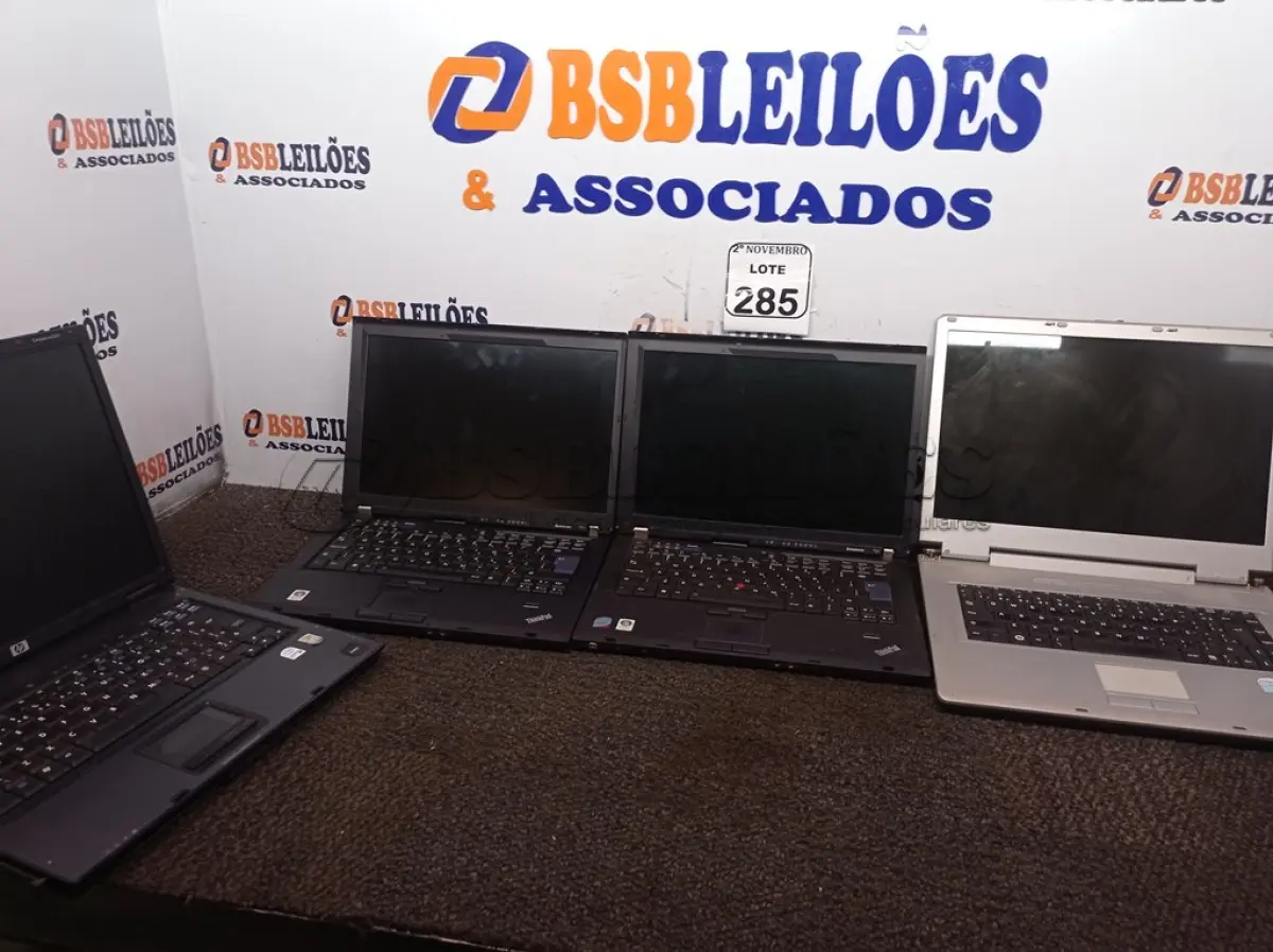 LOTE 285 - 03 NOTEBOOKS MARCAS E MODELOS DIVERSOS P/RETIRADA DE PEÇAS. (NO ESTADO) ATENÇÃO! FAZER A VISITAÇÃO ANTES DE ARREMATAR, NÃO SABEMOS SE FUNCIONA. LEILÃO NÃO TEM GARANTIA E NEM DEVOLUÇÃO, SUJEITO A POSSÍVEIS AVARIAS VISÍVEIS/OCULTAS E/OU AUSÊNCIA DE COMPONENTES.