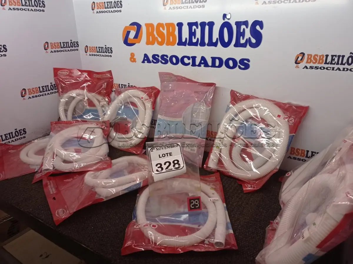LOTE 328 - 10 MANGUEIRAS CORRUGADAS P/MÁQUINAS DE LAVAR(NOVO). (NO ESTADO) ATENÇÃO! FAZER A VISITAÇÃO ANTES DE ARREMATAR, NÃO SABEMOS SE FUNCIONA. LEILÃO NÃO TEM GARANTIA E NEM DEVOLUÇÃO, SUJEITO A POSSÍVEIS AVARIAS VISÍVEIS/OCULTAS E/OU AUSÊNCIA DE COMPONENTES.