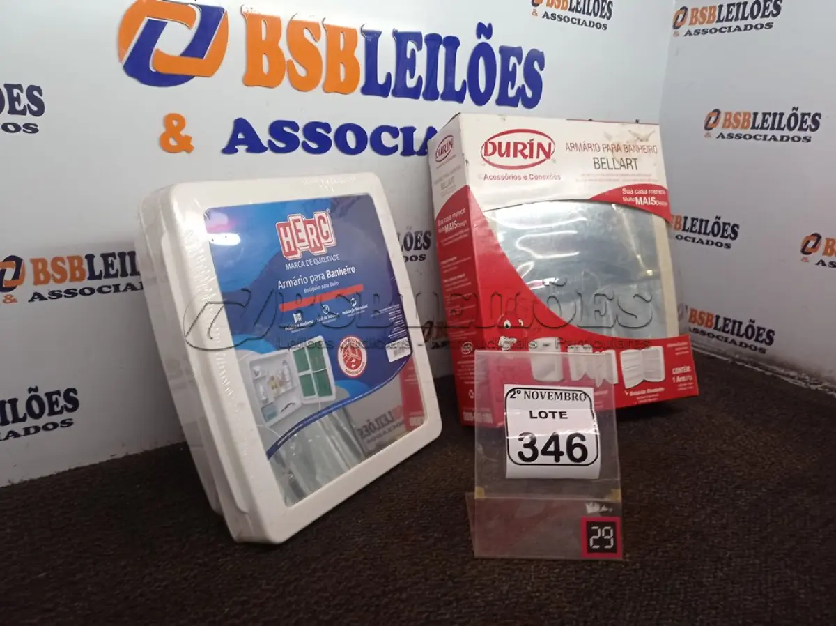 LOTE 346 - 02 ARMÁRIOS P/BANHEIRO MARCAS E MODELOS DIVERSOS. (NOVO). (NO ESTADO) ATENÇÃO! FAZER A VISITAÇÃO ANTES DE ARREMATAR, NÃO SABEMOS SE FUNCIONA. LEILÃO NÃO TEM GARANTIA E NEM DEVOLUÇÃO, SUJEITO A POSSÍVEIS AVARIAS VISÍVEIS/OCULTAS E/OU AUSÊNCIA DE COMPONENTES.