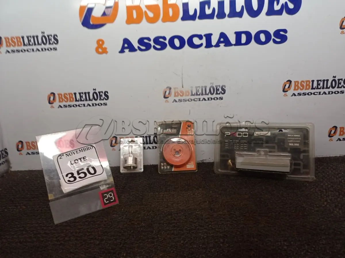 LOTE 350 - 01 SERRA COPO 3.1/2” 89MM, 01 SERRA COPO DIAMANTADA 1.3/4” 45MM E 01 MOLA AÉREA MARCA PADO (NOVO). (NO ESTADO) ATENÇÃO! FAZER A VISITAÇÃO ANTES DE ARREMATAR, NÃO SABEMOS SE FUNCIONA. LEILÃO NÃO TEM GARANTIA E NEM DEVOLUÇÃO, SUJEITO A POSSÍVEIS AVARIAS VISÍVEIS/OCULTAS E/OU AUSÊNCIA DE COMPONENTES.