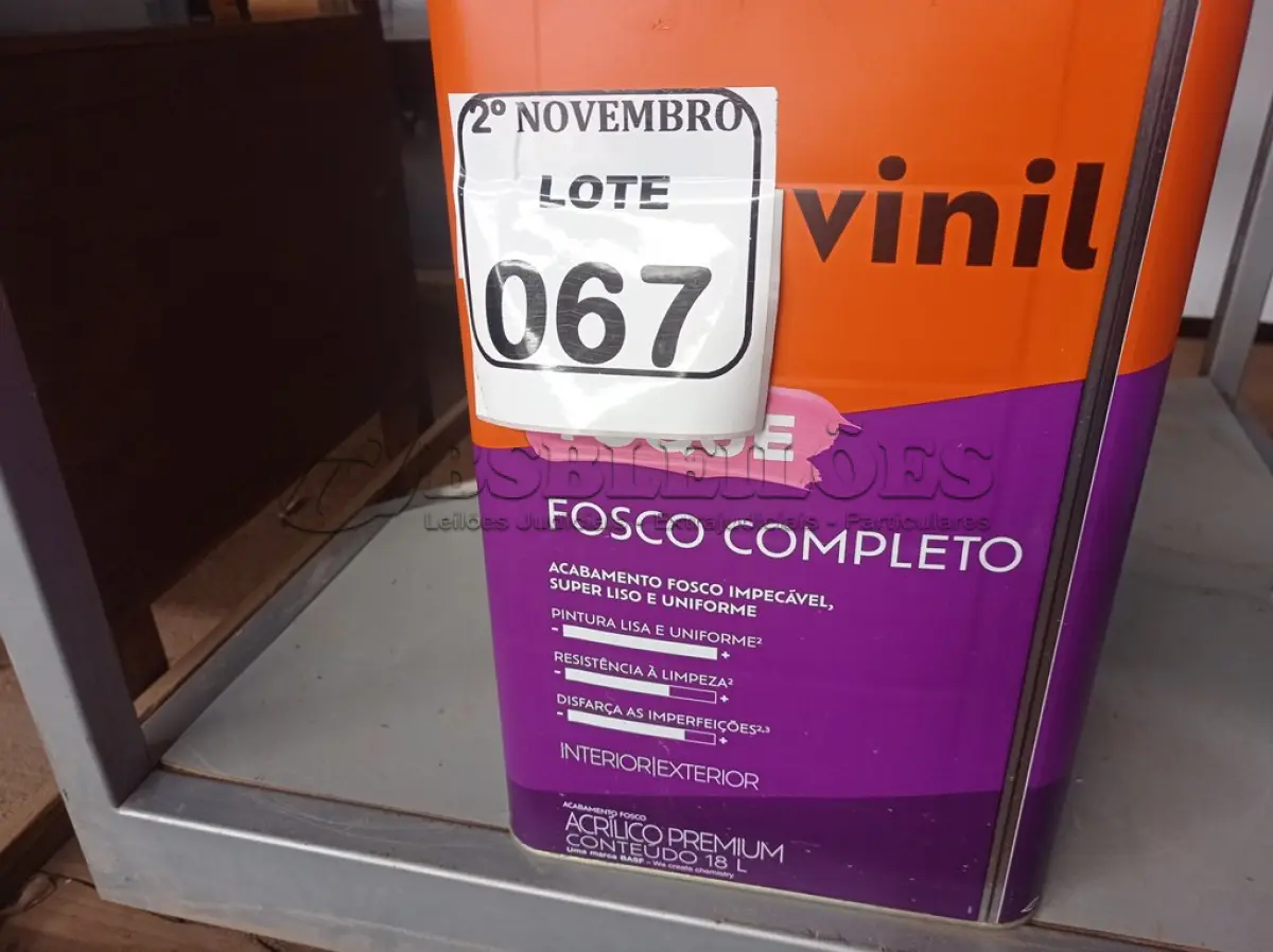 LOTE 067 - 01 LATA DE TINTA BRANCO NEVE FOSCO 18L INTERNA/EXTERNA SUVINIL (NOVO). (NO ESTADO) ATENÇÃO! FAZER A VISITAÇÃO ANTES DE ARREMATAR, NÃO SABEMOS SE FUNCIONA. LEILÃO NÃO TEM GARANTIA E NEM DEVOLUÇÃO, SUJEITO A POSSÍVEIS AVARIAS VISÍVEIS/OCULTAS E/OU AUSÊNCIA DE COMPONENTES.