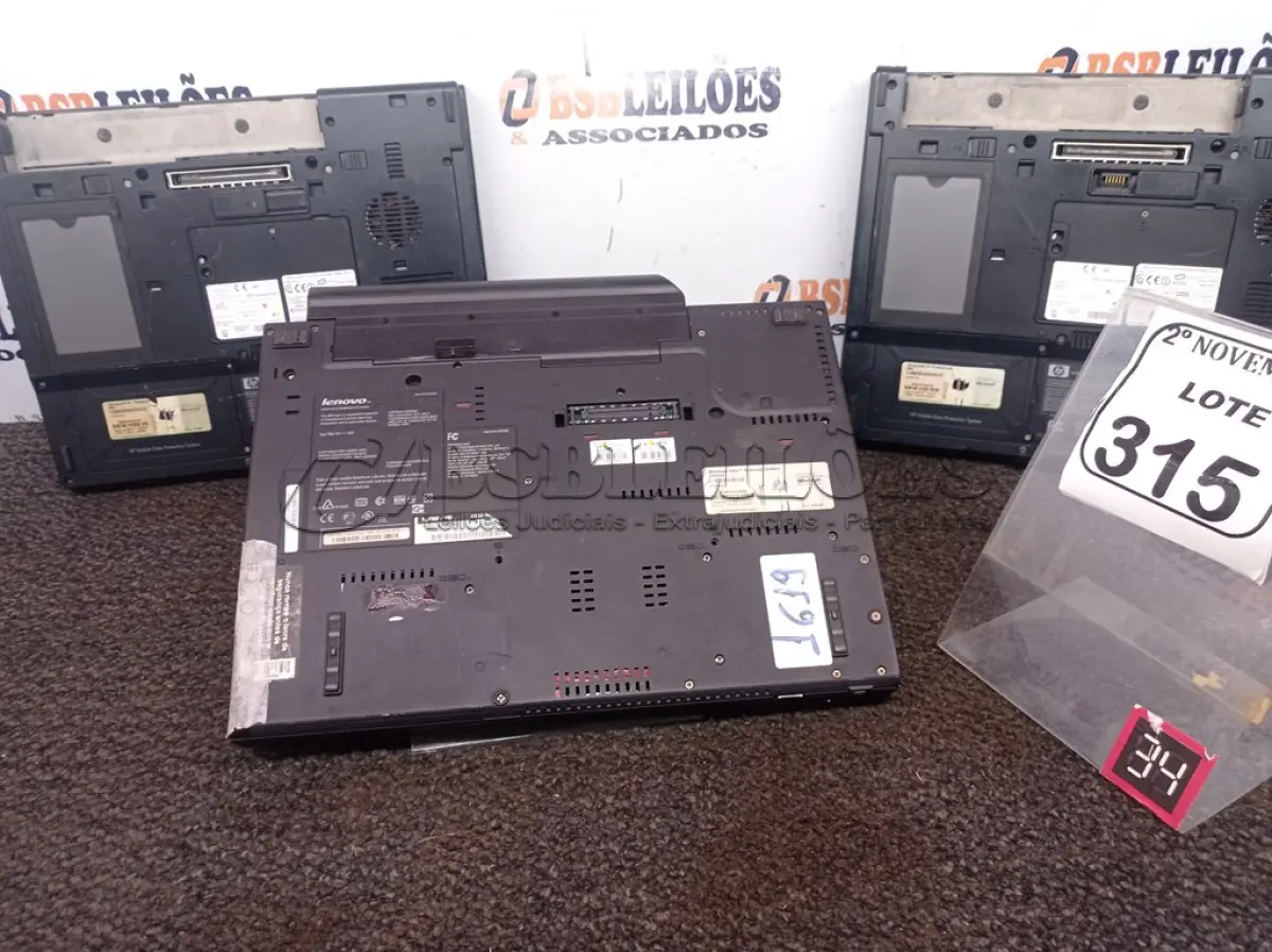 LOTE 315 - 03 NOTEBOOKS MARCAS E MODELOS DIVERSOS P/RETIRADA DE PEÇAS. (NO ESTADO) ATENÇÃO! FAZER A VISITAÇÃO ANTES DE ARREMATAR, NÃO SABEMOS SE FUNCIONA. LEILÃO NÃO TEM GARANTIA E NEM DEVOLUÇÃO, SUJEITO A POSSÍVEIS AVARIAS VISÍVEIS/OCULTAS E/OU AUSÊNCIA DE COMPONENTES.