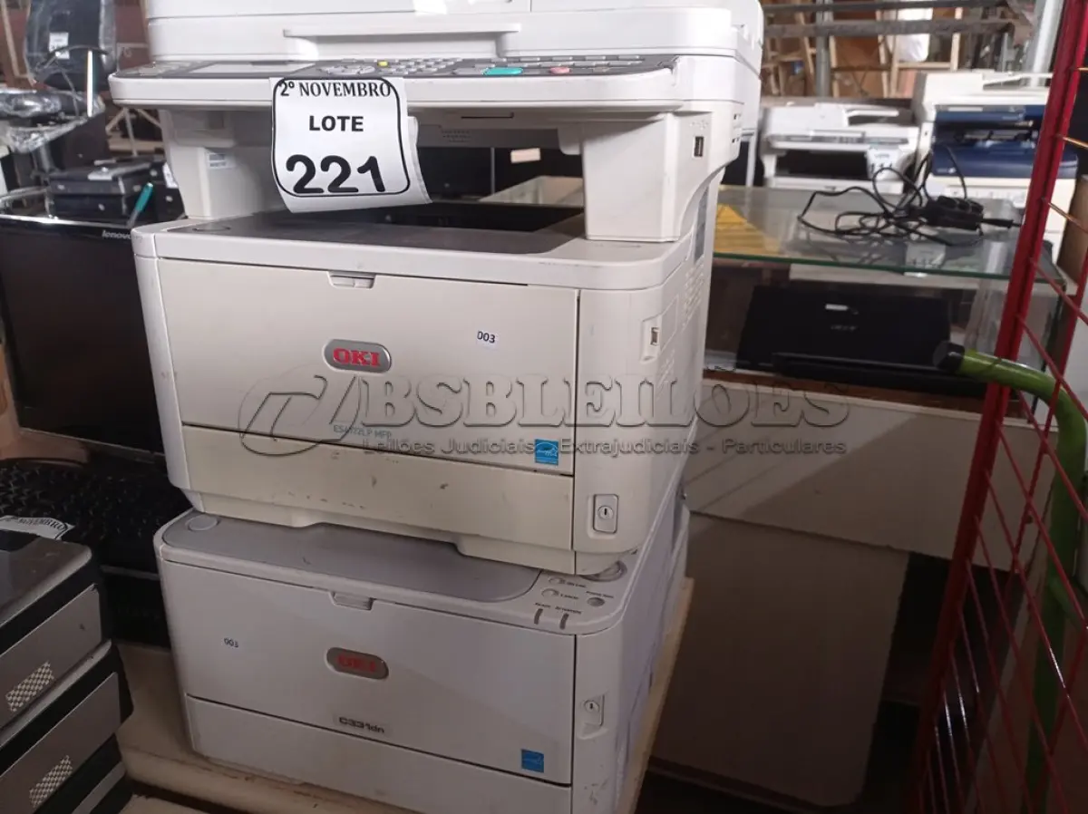 LOTE 221 - 02 IMPRESSORAS MARCA OKI SENDO UMA MULTIFUNCIONAL. (NO ESTADO) ATENÇÃO! FAZER A VISITAÇÃO ANTES DE ARREMATAR, NÃO SABEMOS SE FUNCIONA. LEILÃO NÃO TEM GARANTIA E NEM DEVOLUÇÃO, SUJEITO A POSSÍVEIS AVARIAS VISÍVEIS/OCULTAS E/OU AUSÊNCIA DE COMPONENTES.