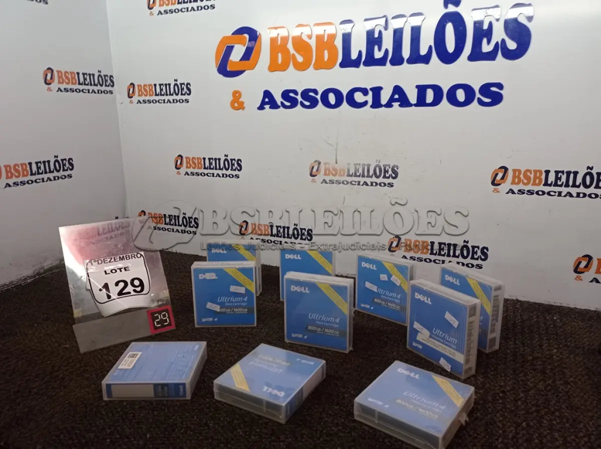 LOTE 129 - 10 DATA CARTIGUE DELL ULTRIUM 4 880GB/16000GB. (NO ESTADO) ATENÇÃO! FAZER A VISITAÇÃO ANTES DE ARREMATAR, NÃO SABEMOS SE FUNCIONA. LEILÃO NÃO TEM GARANTIA E NEM DEVOLUÇÃO, SUJEITO A POSSÍVEIS AVARIAS VISÍVEIS/OCULTAS E/OU AUSÊNCIA DE COMPONENTES.