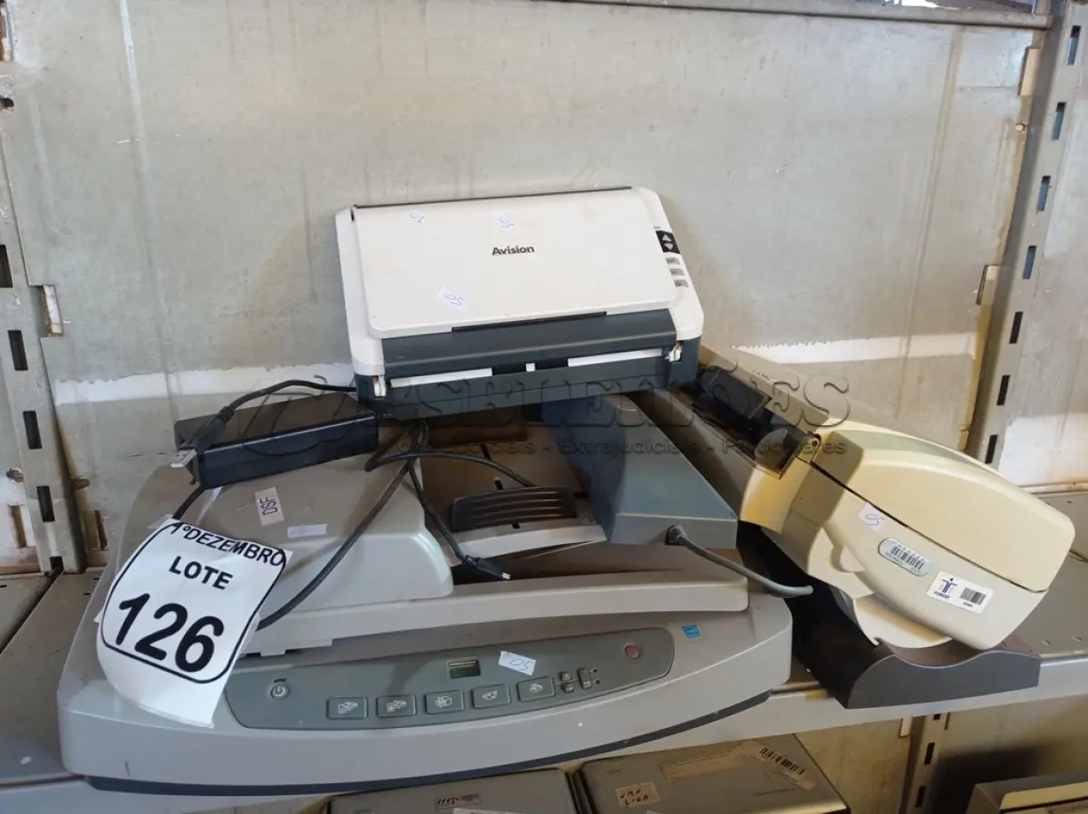 LOTE 126 - 03 SCANNER’S MARCAS E MODELOS DIVERSOS. (NO ESTADO) ATENÇÃO! FAZER A VISITAÇÃO ANTES DE ARREMATAR, NÃO SABEMOS SE FUNCIONA. LEILÃO NÃO TEM GARANTIA E NEM DEVOLUÇÃO, SUJEITO A POSSÍVEIS AVARIAS VISÍVEIS/OCULTAS E/OU AUSÊNCIA DE COMPONENTES.