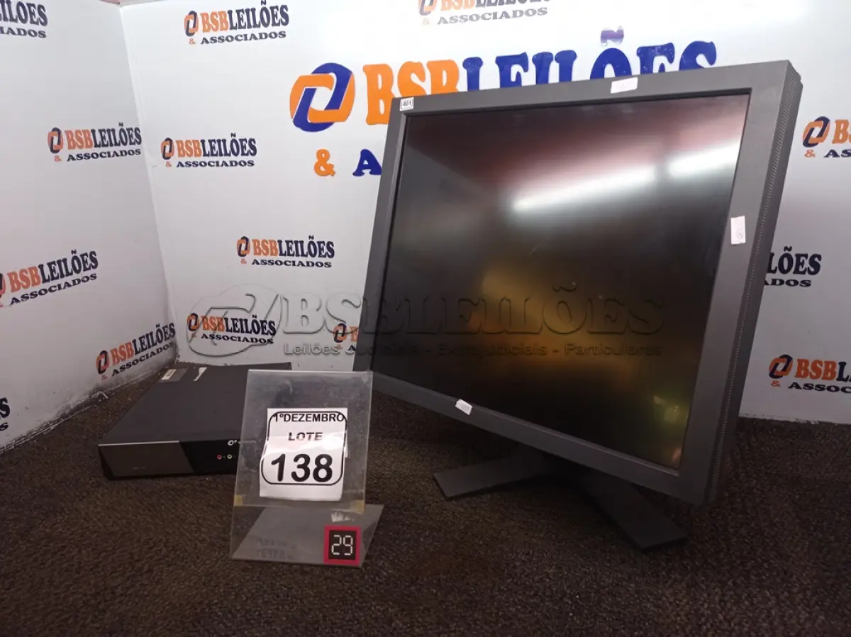 LOTE 138 - 01 MONITOR MARCA EIZO E 01 CPU MARCA BEMATCEH. (NO ESTADO) ATENÇÃO! FAZER A VISITAÇÃO ANTES DE ARREMATAR, NÃO SABEMOS SE FUNCIONA. LEILÃO NÃO TEM GARANTIA E NEM DEVOLUÇÃO, SUJEITO A POSSÍVEIS AVARIAS VISÍVEIS/OCULTAS E/OU AUSÊNCIA DE COMPONENTES.