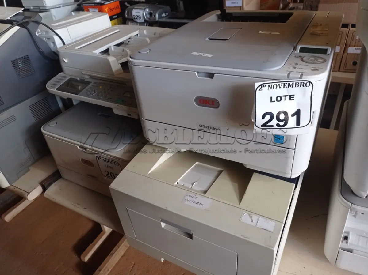 LOTE 291 - 04 IMPRESSORAS MARCAS E MODELOS DIVERSOS SENDO UMA MULTIFUNCIONAL. (NO ESTADO) ATENÇÃO! FAZER A VISITAÇÃO ANTES DE ARREMATAR, NÃO SABEMOS SE FUNCIONA. LEILÃO NÃO TEM GARANTIA E NEM DEVOLUÇÃO, SUJEITO A POSSÍVEIS AVARIAS VISÍVEIS/OCULTAS E/OU AUSÊNCIA DE COMPONENTES.