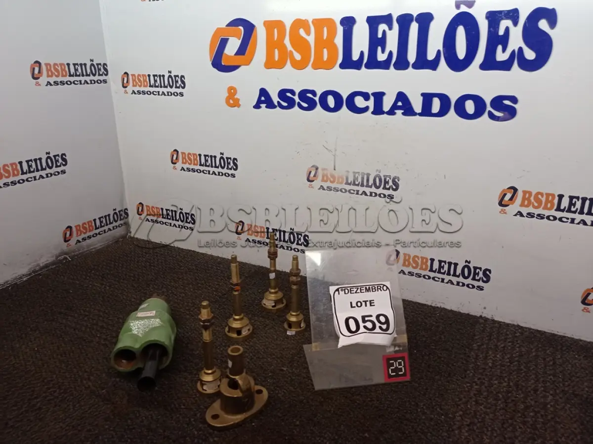 LOTE 059 - 01 INJETOR P/BOMBA DE POÇO. (NO ESTADO) ATENÇÃO! FAZER A VISITAÇÃO ANTES DE ARREMATAR, NÃO SABEMOS SE FUNCIONA. LEILÃO NÃO TEM GARANTIA E NEM DEVOLUÇÃO, SUJEITO A POSSÍVEIS AVARIAS VISÍVEIS/OCULTAS E/OU AUSÊNCIA DE COMPONENTES.