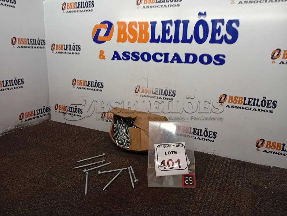 LOTE 401 - 01 KIT CONJUNTO DE PARAFUSOS P/TELHAS ROSCA SOBERBA 5/16 7,4MM. (NO ESTADO) ATENÇÃO! FAZER A VISITAÇÃO ANTES DE ARREMATAR, NÃO SABEMOS SE FUNCIONA. LEILÃO NÃO TEM GARANTIA E NEM DEVOLUÇÃO, SUJEITO A POSSÍVEIS AVARIAS VISÍVEIS/OCULTAS E/OU AUSÊNCIA DE COMPONENTES.