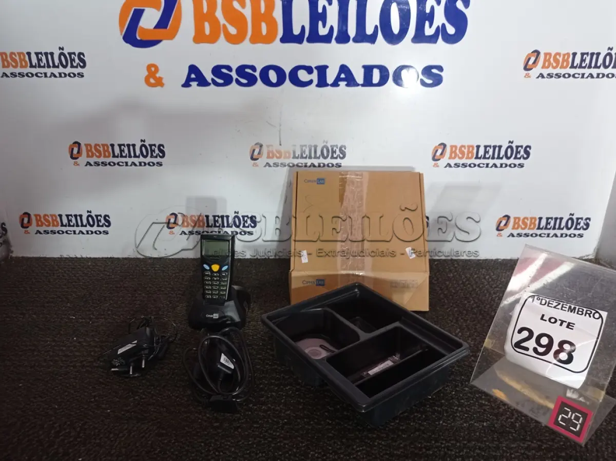 LOTE 298 - 01 COLETOR DE DADOS CIPHER MARCA COMPEX. (NO ESTADO) ATENÇÃO! FAZER A VISITAÇÃO ANTES DE ARREMATAR, NÃO SABEMOS SE FUNCIONA. LEILÃO NÃO TEM GARANTIA E NEM DEVOLUÇÃO, SUJEITO A POSSÍVEIS AVARIAS VISÍVEIS/OCULTAS E/OU AUSÊNCIA DE COMPONENTES.