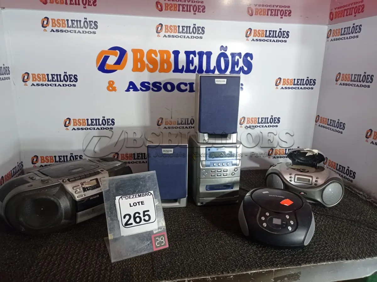 LOTE 265 - 04 MICROSYSTEMS MARCAS E MODELOS DIVERSOS. (NO ESTADO) ATENÇÃO! FAZER A VISITAÇÃO ANTES DE ARREMATAR, NÃO SABEMOS SE FUNCIONA. LEILÃO NÃO TEM GARANTIA E NEM DEVOLUÇÃO, SUJEITO A POSSÍVEIS AVARIAS VISÍVEIS/OCULTAS E/OU AUSÊNCIA DE COMPONENTES.