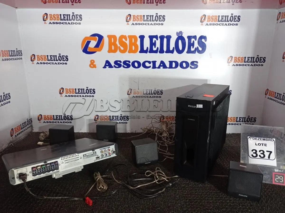 LOTE 337 - 01 HOME-THEATER MARCA PHILIPS. (NO ESTADO) ATENÇÃO! FAZER A VISITAÇÃO ANTES DE ARREMATAR, NÃO SABEMOS SE FUNCIONA. LEILÃO NÃO TEM GARANTIA E NEM DEVOLUÇÃO, SUJEITO A POSSÍVEIS AVARIAS VISÍVEIS/OCULTAS E/OU AUSÊNCIA DE COMPONENTES.