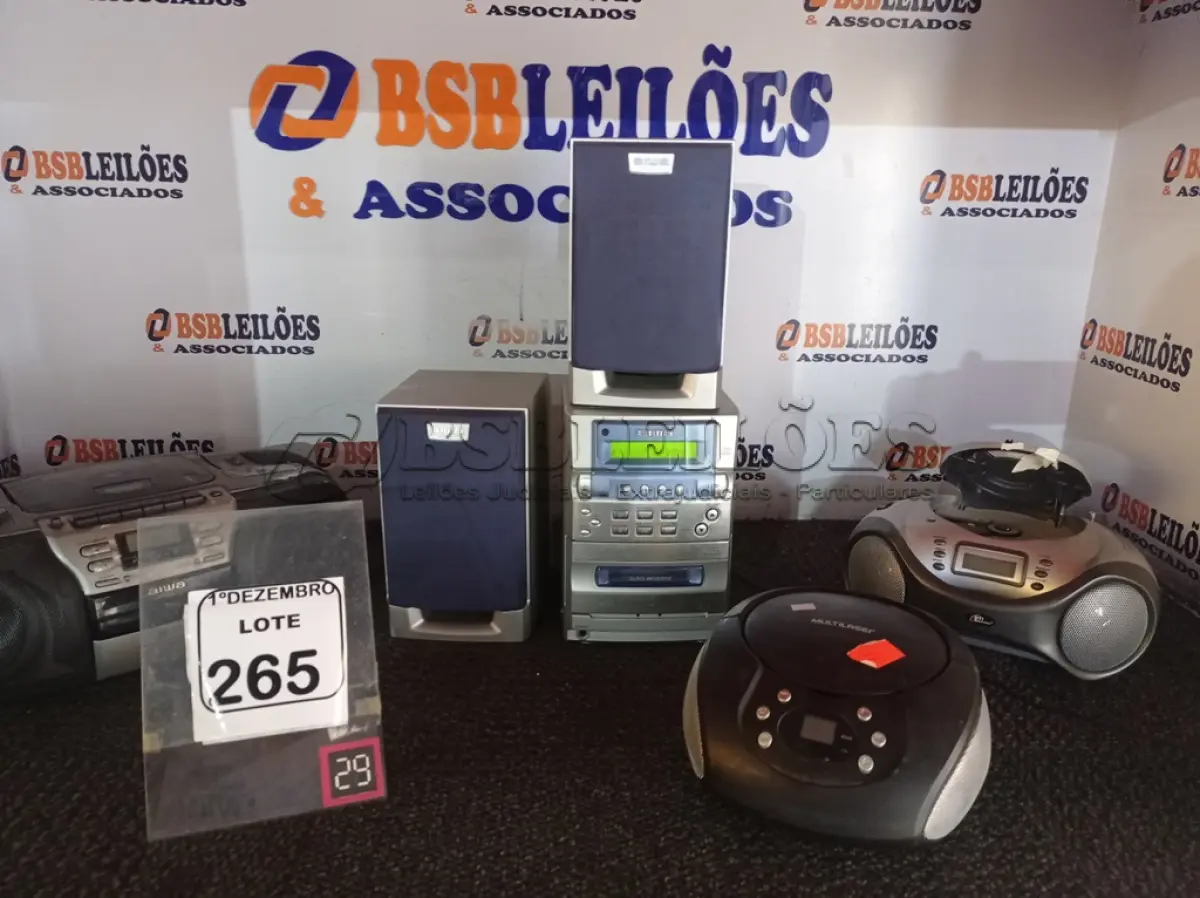 LOTE 265 - 04 MICROSYSTEMS MARCAS E MODELOS DIVERSOS. (NO ESTADO) ATENÇÃO! FAZER A VISITAÇÃO ANTES DE ARREMATAR, NÃO SABEMOS SE FUNCIONA. LEILÃO NÃO TEM GARANTIA E NEM DEVOLUÇÃO, SUJEITO A POSSÍVEIS AVARIAS VISÍVEIS/OCULTAS E/OU AUSÊNCIA DE COMPONENTES.