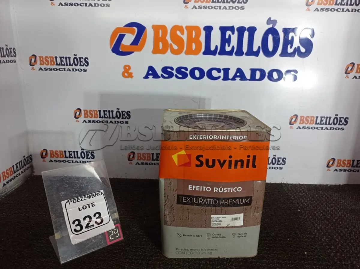 LOTE 323 - 01 LATA DE BASE SUVINIL TEXTURIZADO PREMIUM.(VALIDADE 06/2024) (NO ESTADO) ATENÇÃO! FAZER A VISITAÇÃO ANTES DE ARREMATAR, NÃO SABEMOS SE FUNCIONA. LEILÃO NÃO TEM GARANTIA E NEM DEVOLUÇÃO, SUJEITO A POSSÍVEIS AVARIAS VISÍVEIS/OCULTAS E/OU AUSÊNCIA DE COMPONENTES.