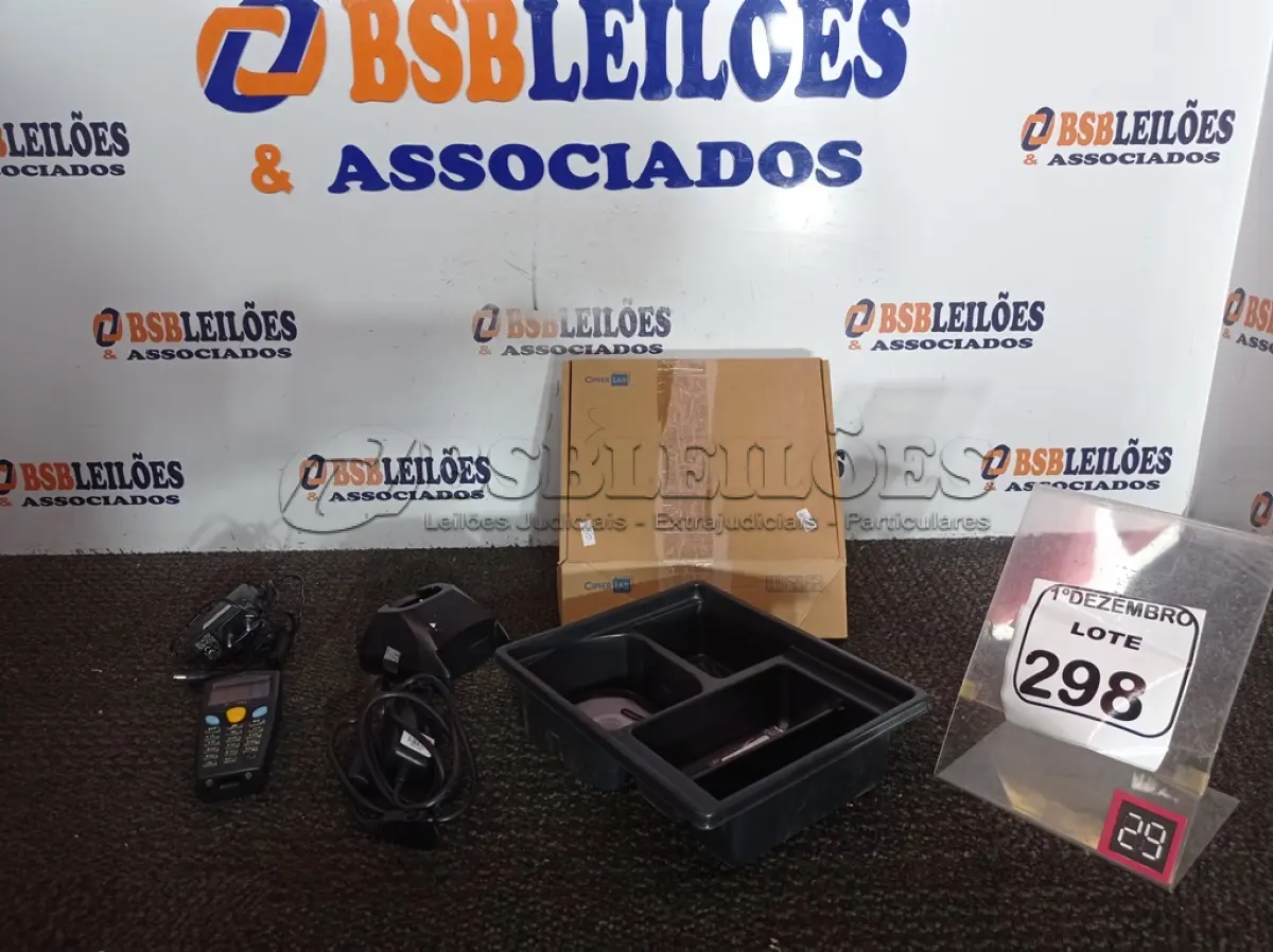 LOTE 298 - 01 COLETOR DE DADOS CIPHER MARCA COMPEX. (NO ESTADO) ATENÇÃO! FAZER A VISITAÇÃO ANTES DE ARREMATAR, NÃO SABEMOS SE FUNCIONA. LEILÃO NÃO TEM GARANTIA E NEM DEVOLUÇÃO, SUJEITO A POSSÍVEIS AVARIAS VISÍVEIS/OCULTAS E/OU AUSÊNCIA DE COMPONENTES.