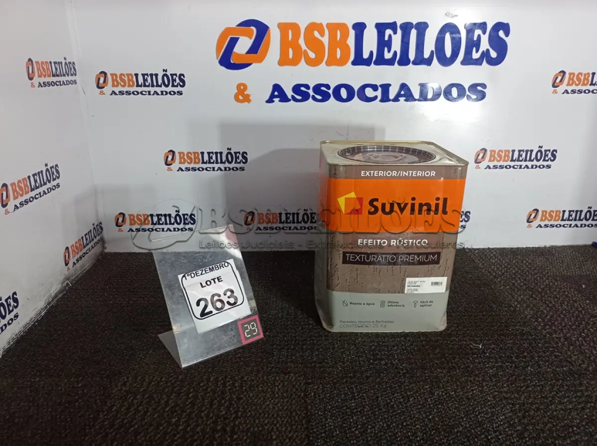LOTE 263 - 01 LATA DE BASE SUVINIL TEXTURIZADO PREMIUM. (VALIDADE 06/2024)(NO ESTADO) ATENÇÃO! FAZER A VISITAÇÃO ANTES DE ARREMATAR, NÃO SABEMOS SE FUNCIONA. LEILÃO NÃO TEM GARANTIA E NEM DEVOLUÇÃO, SUJEITO A POSSÍVEIS AVARIAS VISÍVEIS/OCULTAS E/OU AUSÊNCIA DE COMPONENTES.