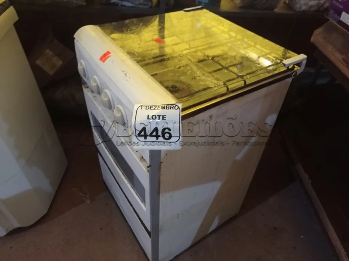 LOTE 446 - 01 FOGÃO A GÁS MARCA DAKO 04 BOCAS C/AVARIAS. (NO ESTADO) ATENÇÃO! FAZER A VISITAÇÃO ANTES DE ARREMATAR, NÃO SABEMOS SE FUNCIONA. LEILÃO NÃO TEM GARANTIA E NEM DEVOLUÇÃO, SUJEITO A POSSÍVEIS AVARIAS VISÍVEIS/OCULTAS E/OU AUSÊNCIA DE COMPONENTES.