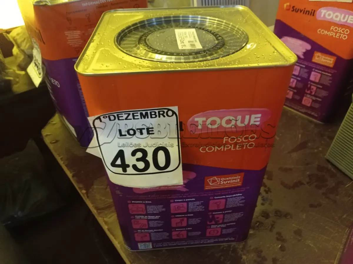 LOTE 430 - 01 LATA DE TINTA MARCA SUVINIL COR BRANCO NEVE ACRÍLICA PREMIUM 18L. (NOVO) (VALIDADE 10/2027)(NO ESTADO) ATENÇÃO! FAZER A VISITAÇÃO ANTES DE ARREMATAR, NÃO SABEMOS SE FUNCIONA. LEILÃO NÃO TEM GARANTIA E NEM DEVOLUÇÃO, SUJEITO A POSSÍVEIS AVARIAS VISÍVEIS/OCULTAS E/OU AUSÊNCIA DE COMPONENTES.