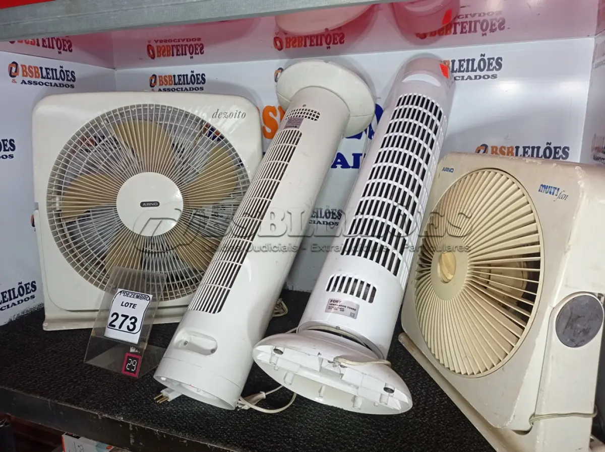 LOTE 273 - 04 VENTILADORES MARCAS E MODELOS DIVERSOS. (NO ESTADO) ATENÇÃO! FAZER A VISITAÇÃO ANTES DE ARREMATAR, NÃO SABEMOS SE FUNCIONA. LEILÃO NÃO TEM GARANTIA E NEM DEVOLUÇÃO, SUJEITO A POSSÍVEIS AVARIAS VISÍVEIS/OCULTAS E/OU AUSÊNCIA DE COMPONENTES.