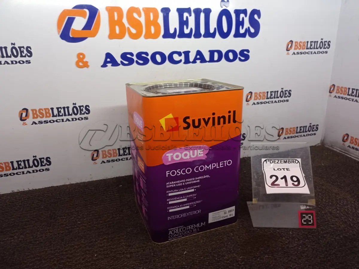LOTE 219 - 01 LATA DE TINTA MARCA SUVINIL COR BRANCO NEVE ACRÍLICA PREMIUM 18L.  (VALIDADE 10/2027) (NOVO) (NO ESTADO) ATENÇÃO! FAZER A VISITAÇÃO ANTES DE ARREMATAR, NÃO SABEMOS SE FUNCIONA. LEILÃO NÃO TEM GARANTIA E NEM DEVOLUÇÃO, SUJEITO A POSSÍVEIS AVARIAS VISÍVEIS/OCULTAS E/OU AUSÊNCIA DE COMPONENTES.