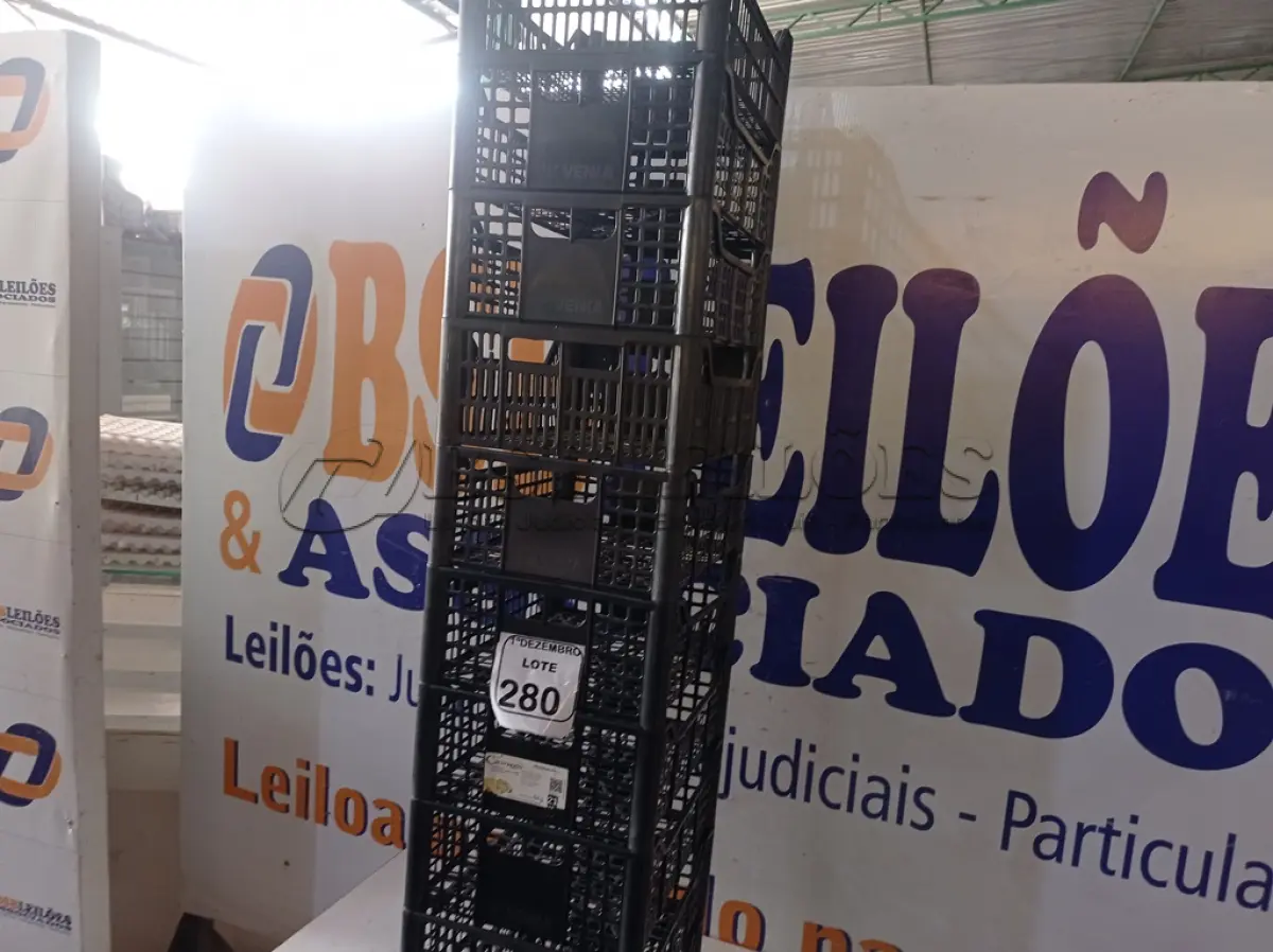 LOTE 280 - 10 CESTAS ORGANIZADORAS. (NO ESTADO) ATENÇÃO! FAZER A VISITAÇÃO ANTES DE ARREMATAR, NÃO SABEMOS SE FUNCIONA. LEILÃO NÃO TEM GARANTIA E NEM DEVOLUÇÃO, SUJEITO A POSSÍVEIS AVARIAS VISÍVEIS/OCULTAS E/OU AUSÊNCIA DE COMPONENTES.