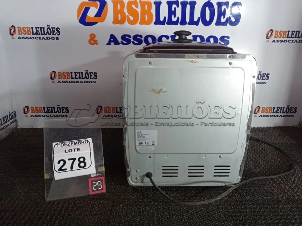 LOTE 278 - 01 FORNO ELÉTRICO. (NO ESTADO) ATENÇÃO! FAZER A VISITAÇÃO ANTES DE ARREMATAR, NÃO SABEMOS SE FUNCIONA. LEILÃO NÃO TEM GARANTIA E NEM DEVOLUÇÃO, SUJEITO A POSSÍVEIS AVARIAS VISÍVEIS/OCULTAS E/OU AUSÊNCIA DE COMPONENTES.