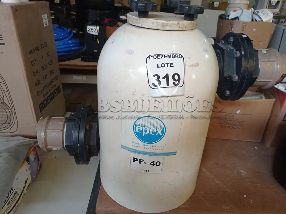 LOTE 319 - 01 FILTRO P/PISCINAS MARCA EPEX MODELO PF40. (NO ESTADO) ATENÇÃO! FAZER A VISITAÇÃO ANTES DE ARREMATAR, NÃO SABEMOS SE FUNCIONA. LEILÃO NÃO TEM GARANTIA E NEM DEVOLUÇÃO, SUJEITO A POSSÍVEIS AVARIAS VISÍVEIS/OCULTAS E/OU AUSÊNCIA DE COMPONENTES.