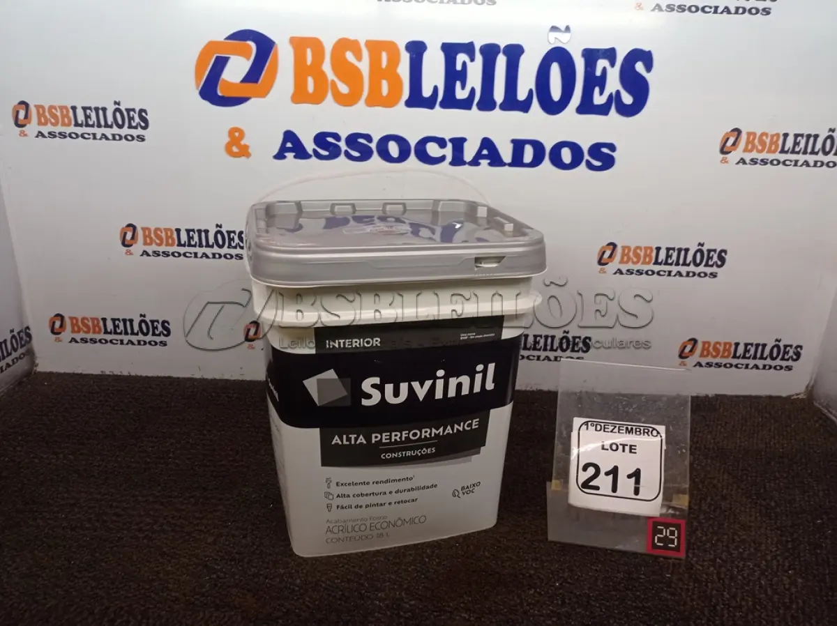 LOTE 211 - 01 BALDE DE TINTA BRANCO FOSCO MARCA SUVINIL 18L.(NOVO) (VALIDADE 09/2027)(NO ESTADO) ATENÇÃO! FAZER A VISITAÇÃO ANTES DE ARREMATAR, NÃO SABEMOS SE FUNCIONA. LEILÃO NÃO TEM GARANTIA E NEM DEVOLUÇÃO, SUJEITO A POSSÍVEIS AVARIAS VISÍVEIS/OCULTAS E/OU AUSÊNCIA DE COMPONENTES.