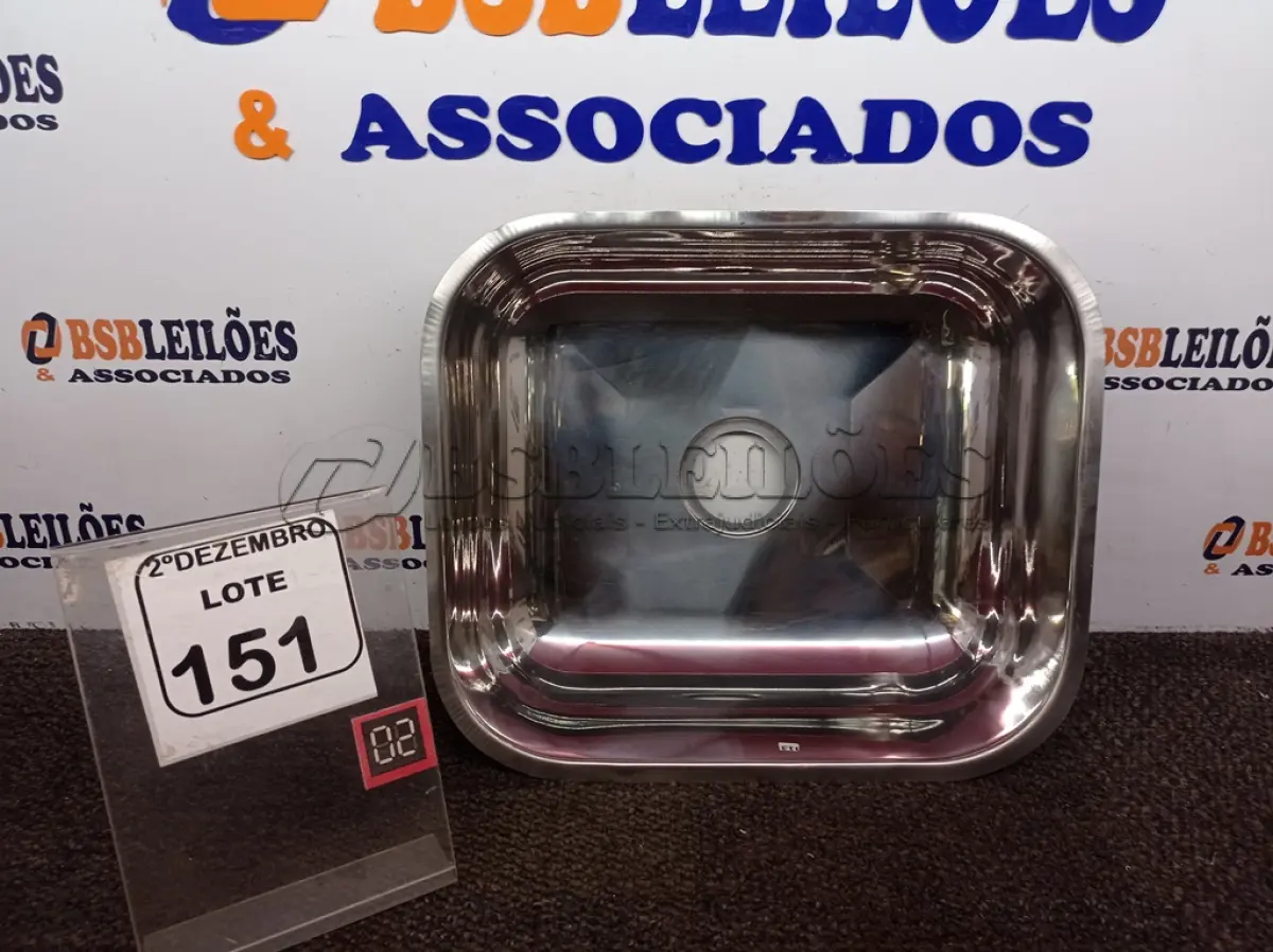 LOTE 151 - 01 CUBA EM AÇO INOX MARCA FABRINOX 400X340X140MM(NOVO). (NO ESTADO) ATENÇÃO! FAZER A VISITAÇÃO ANTES DE ARREMATAR, NÃO SABEMOS SE FUNCIONA. LEILÃO NÃO TEM GARANTIA E NEM DEVOLUÇÃO, SUJEITO A POSSÍVEIS AVARIAS VISÍVEIS/OCULTAS E/OU AUSÊNCIA DE COMPONENTES.