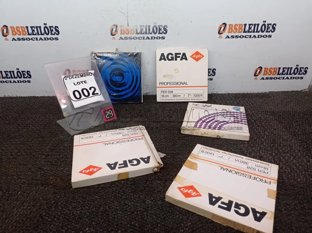 LOTE 002 - 05 FITAS P/GRAVADOR DE ROLOS ANTIGAS. (NO ESTADO) ATENÇÃO! FAZER A VISITAÇÃO ANTES DE ARREMATAR, NÃO SABEMOS SE FUNCIONA. LEILÃO NÃO TEM GARANTIA E NEM DEVOLUÇÃO, SUJEITO A POSSÍVEIS AVARIAS VISÍVEIS/OCULTAS E/OU AUSÊNCIA DE COMPONENTES.