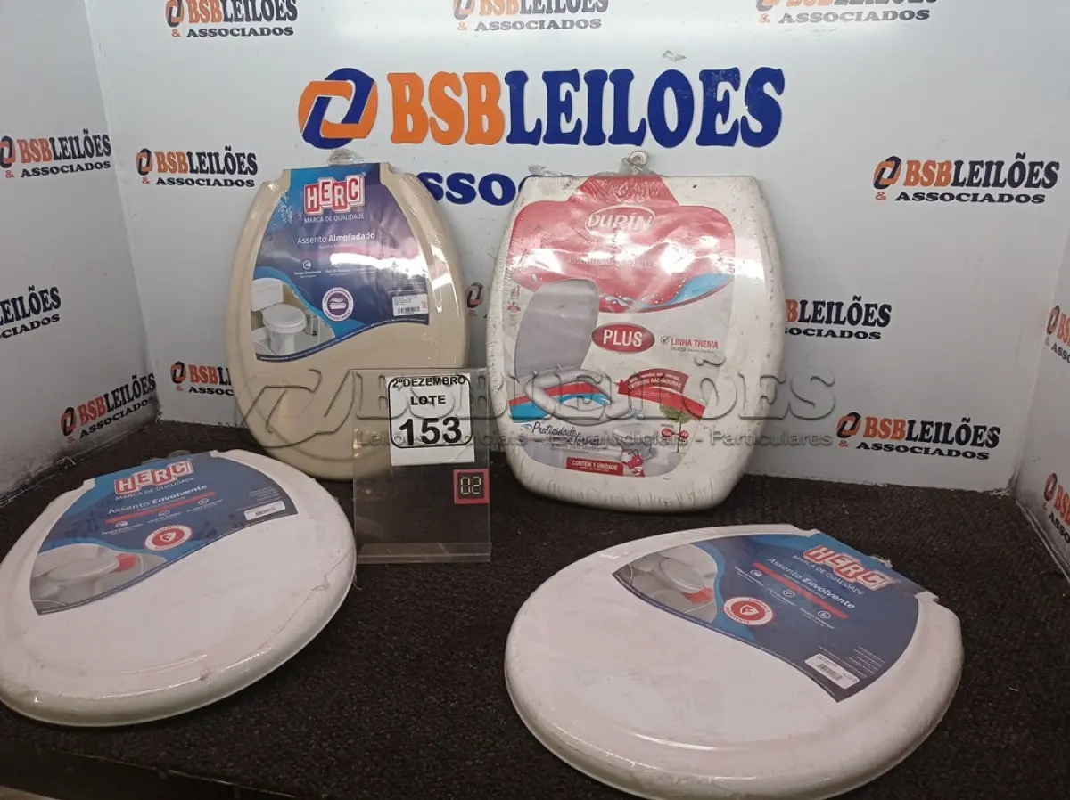 LOTE 153 - 04 TAMPAS DE VASO SANITÁRIO MARCAS E MODELOS DIVERSOS(NOVO). (NO ESTADO) ATENÇÃO! FAZER A VISITAÇÃO ANTES DE ARREMATAR, NÃO SABEMOS SE FUNCIONA. LEILÃO NÃO TEM GARANTIA E NEM DEVOLUÇÃO, SUJEITO A POSSÍVEIS AVARIAS VISÍVEIS/OCULTAS E/OU AUSÊNCIA DE COMPONENTES.