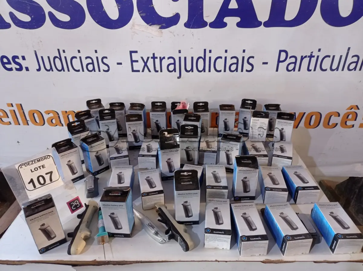 LOTE 107 - 01 LOTE C/GRANDE QUANTIDADE DE BATERIA ALCALINA MARCA GARMIM. (NO ESTADO) ATENÇÃO! FAZER A VISITAÇÃO ANTES DE ARREMATAR, NÃO SABEMOS SE FUNCIONA. LEILÃO NÃO TEM GARANTIA E NEM DEVOLUÇÃO, SUJEITO A POSSÍVEIS AVARIAS VISÍVEIS/OCULTAS E/OU AUSÊNCIA DE COMPONENTES.
