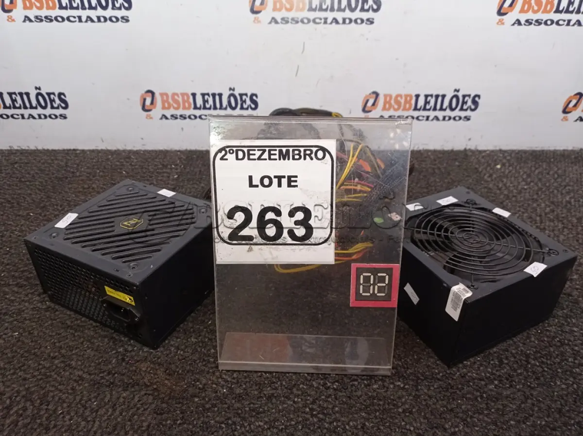 LOTE 263 - 02 FONTES DE ALIMENTAÇÃO P/PC MARCAS E MODELOS DIVERSOS. (NO ESTADO) ATENÇÃO! FAZER A VISITAÇÃO ANTES DE ARREMATAR, NÃO SABEMOS SE FUNCIONA. LEILÃO NÃO TEM GARANTIA E NEM DEVOLUÇÃO, SUJEITO A POSSÍVEIS AVARIAS VISÍVEIS/OCULTAS E/OU AUSÊNCIA DE COMPONENTES.