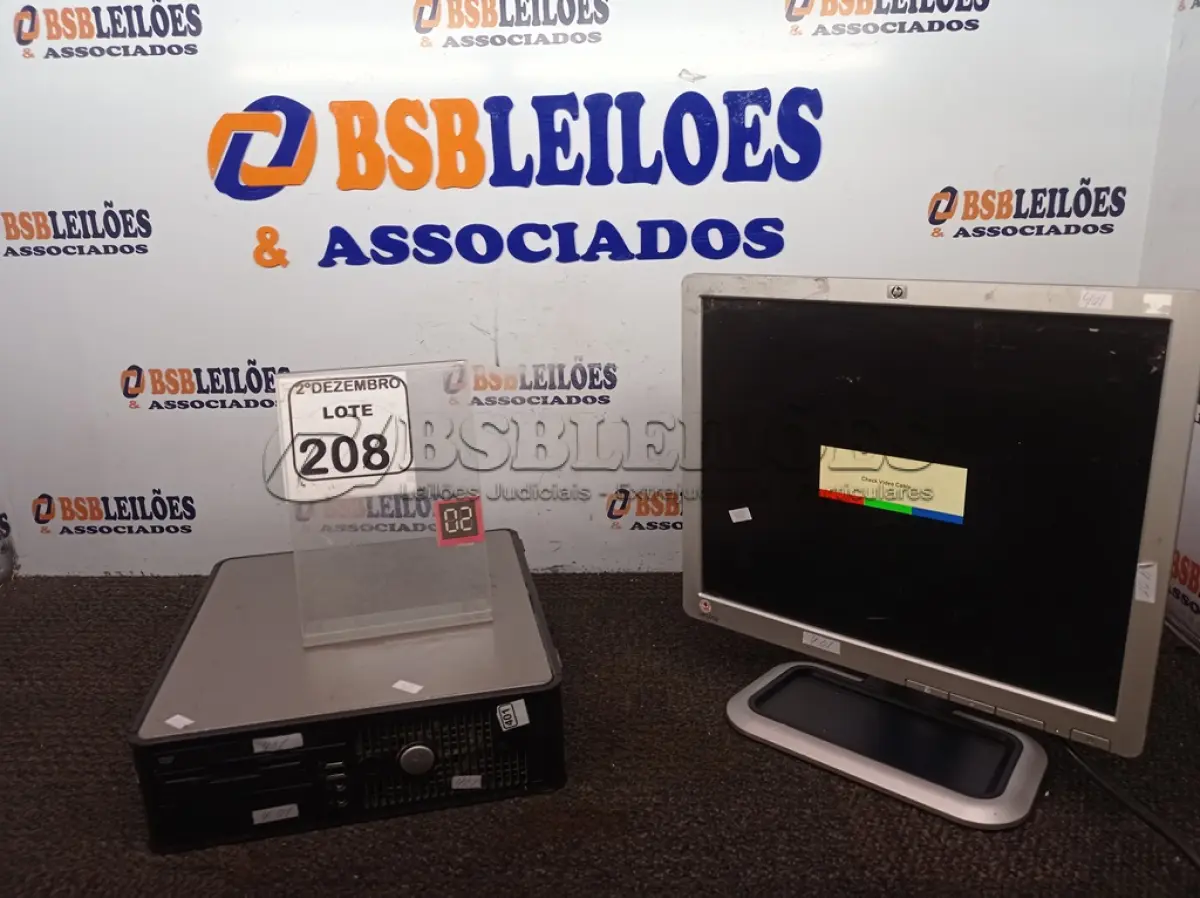 LOTE 208 - 01 CPU MARCA DELL E 01 MONITOR MARCA HP. (NO ESTADO) ATENÇÃO! FAZER A VISITAÇÃO ANTES DE ARREMATAR, NÃO SABEMOS SE FUNCIONA. LEILÃO NÃO TEM GARANTIA E NEM DEVOLUÇÃO, SUJEITO A POSSÍVEIS AVARIAS VISÍVEIS/OCULTAS E/OU AUSÊNCIA DE COMPONENTES.