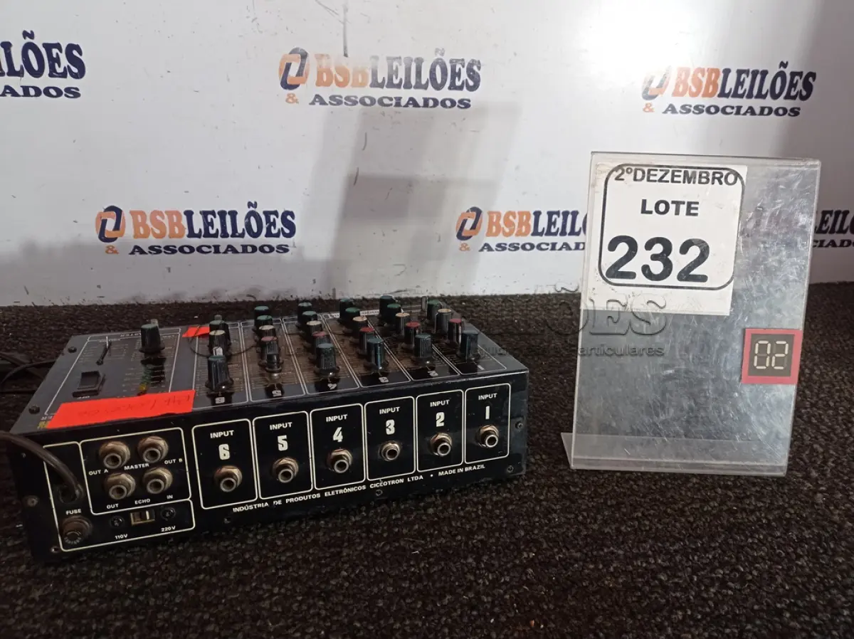 LOTE 232