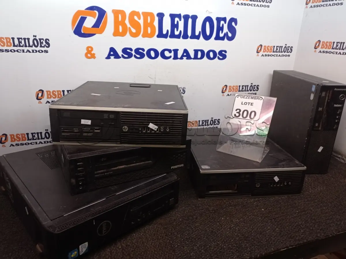 LOTE 300 - 05 CPU’S MARCAS E MODELOS DIVERSOS P/RETIRADA DE PEÇAS. (NO ESTADO) ATENÇÃO! FAZER A VISITAÇÃO ANTES DE ARREMATAR, NÃO SABEMOS SE FUNCIONA. LEILÃO NÃO TEM GARANTIA E NEM DEVOLUÇÃO, SUJEITO A POSSÍVEIS AVARIAS VISÍVEIS/OCULTAS E/OU AUSÊNCIA DE COMPONENTES.