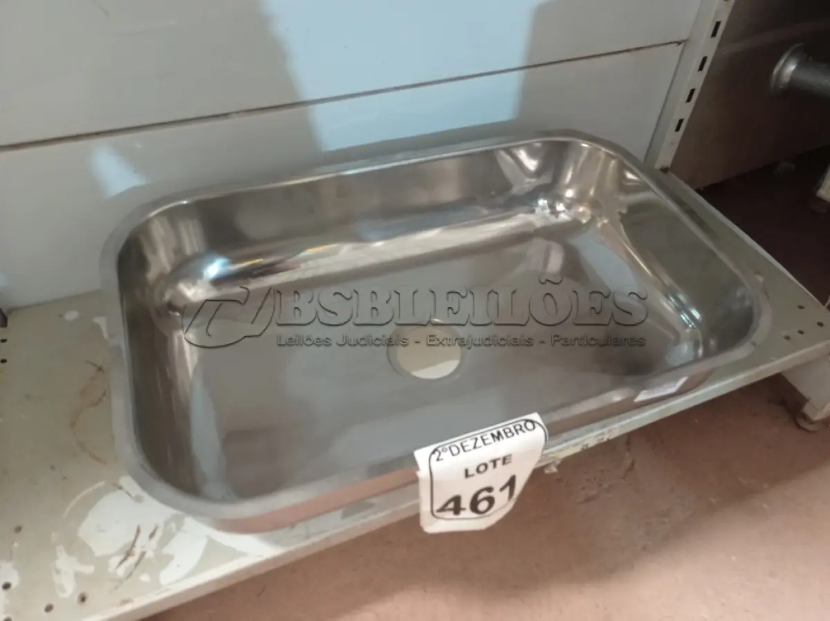 LOTE 461 - 01 CUBA INOX N2 ACO 430 3.1/2 56X34X14 MARCA FABRINOX(NOVO). (NO ESTADO) ATENÇÃO! FAZER A VISITAÇÃO ANTES DE ARREMATAR, NÃO SABEMOS SE FUNCIONA. LEILÃO NÃO TEM GARANTIA E NEM DEVOLUÇÃO, SUJEITO A POSSÍVEIS AVARIAS VISÍVEIS/OCULTAS E/OU AUSÊNCIA DE COMPONENTES.