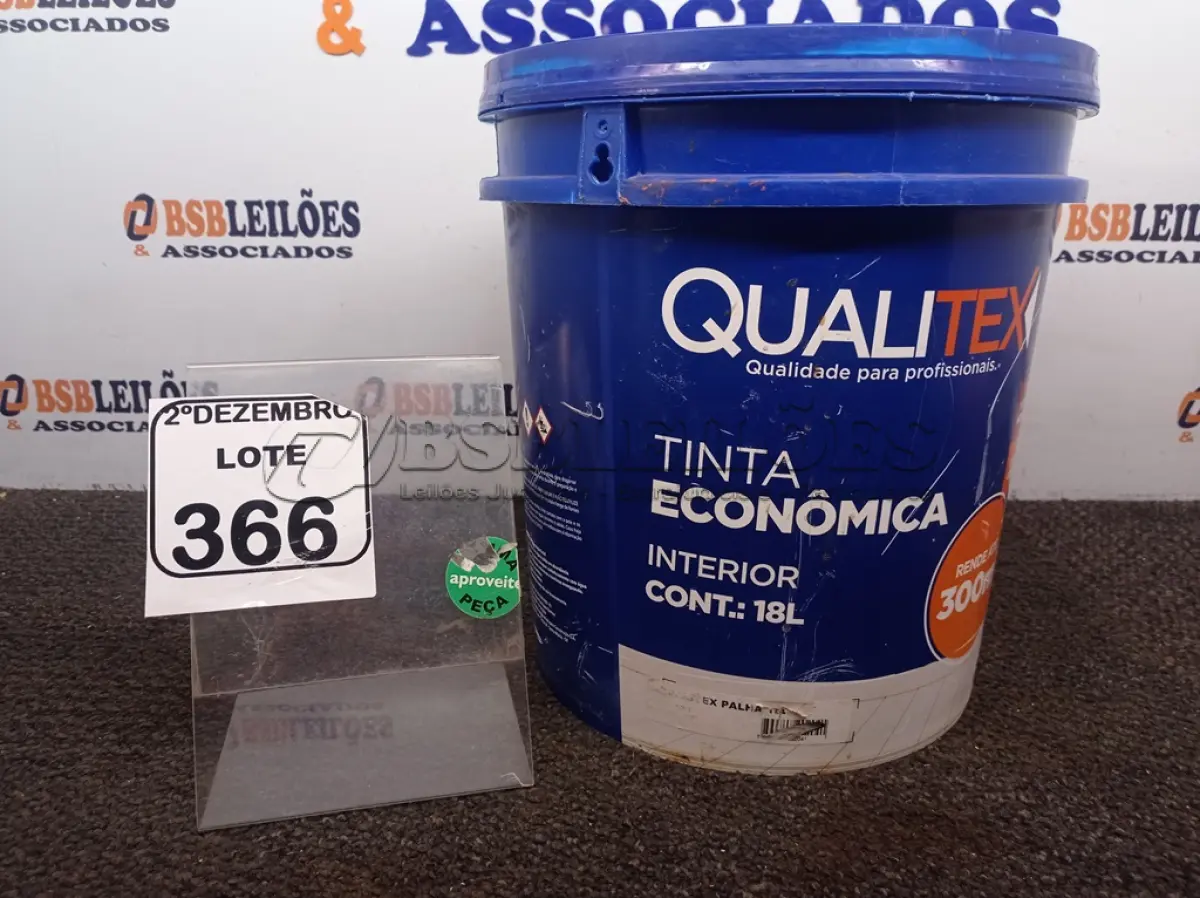 LOTE 366 - 01 GALÃO DE TINTA MARCA QUALITEX. (NO ESTADO) ATENÇÃO! FAZER A VISITAÇÃO ANTES DE ARREMATAR, NÃO SABEMOS SE FUNCIONA. LEILÃO NÃO TEM GARANTIA E NEM DEVOLUÇÃO, SUJEITO A POSSÍVEIS AVARIAS VISÍVEIS/OCULTAS E/OU AUSÊNCIA DE COMPONENTES.