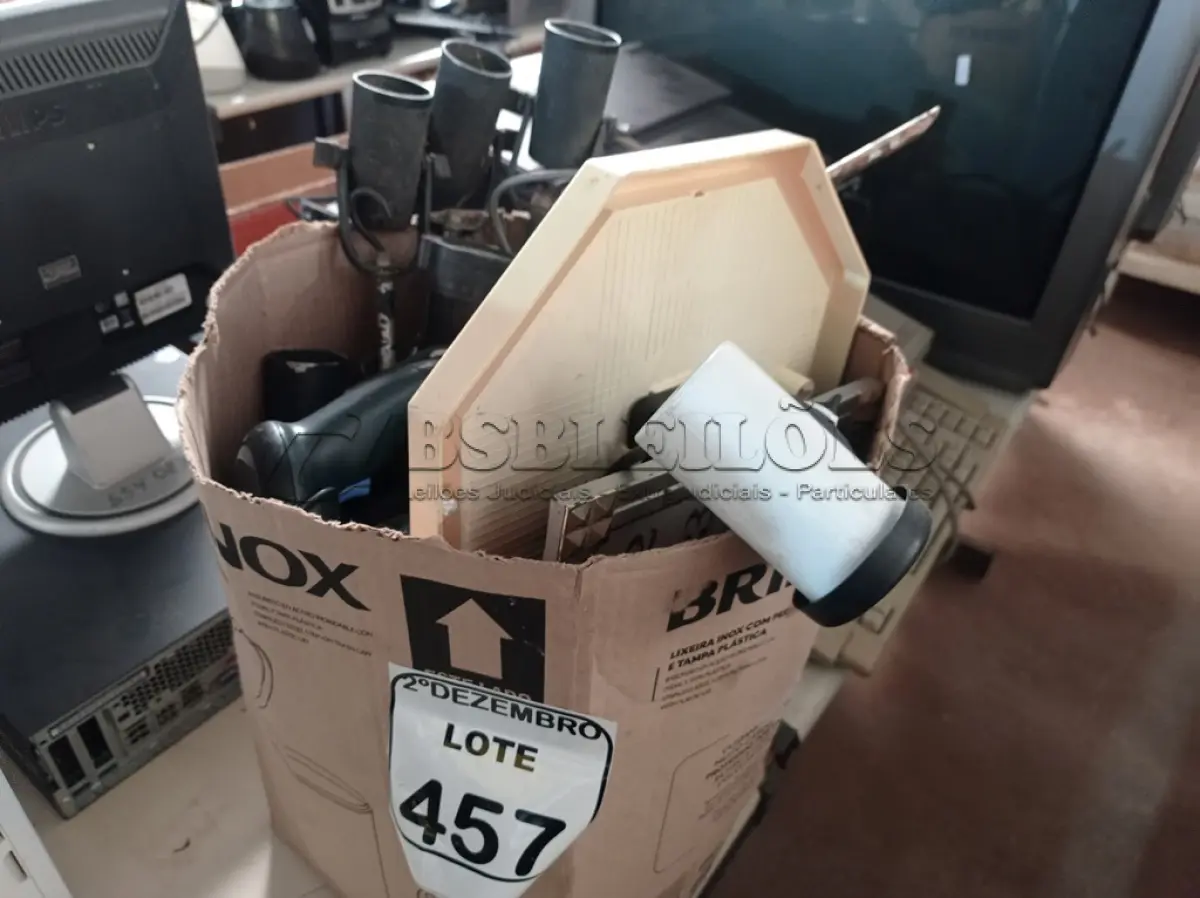 LOTE 457