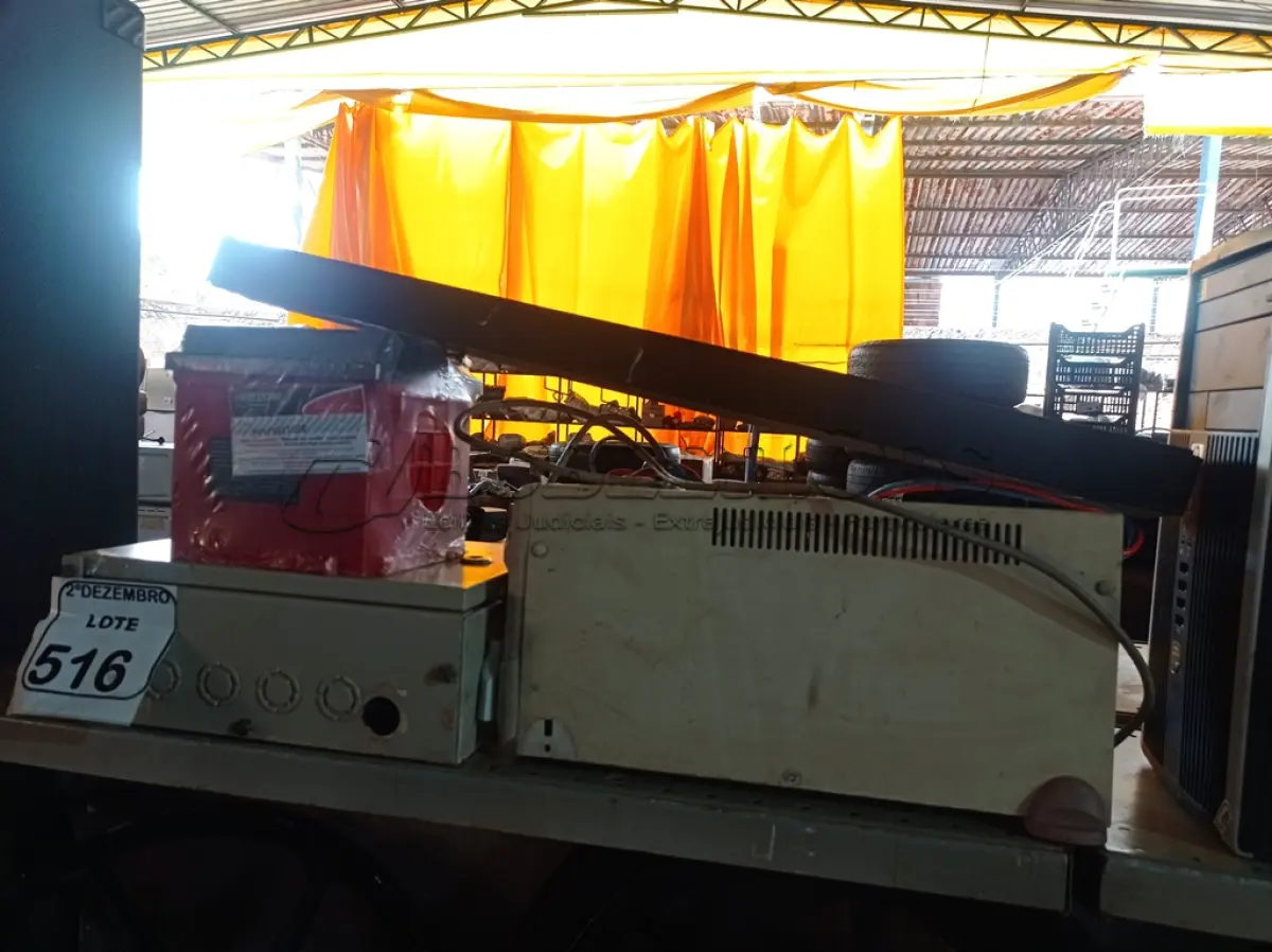 LOTE 516