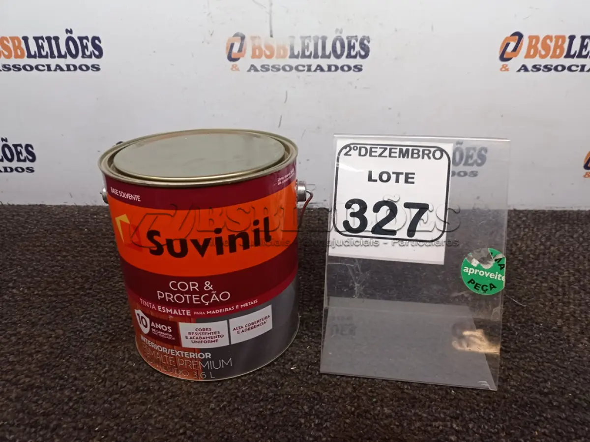 LOTE 327 - 01 LATA DE TINTA COR BRILHANTE PLATINA MARCA SUVINIL 3,6L P/MADEIRAS E METAIS. (NO ESTADO) ATENÇÃO! FAZER A VISITAÇÃO ANTES DE ARREMATAR, NÃO SABEMOS SE FUNCIONA. LEILÃO NÃO TEM GARANTIA E NEM DEVOLUÇÃO, SUJEITO A POSSÍVEIS AVARIAS VISÍVEIS/OCULTAS E/OU AUSÊNCIA DE COMPONENTES.