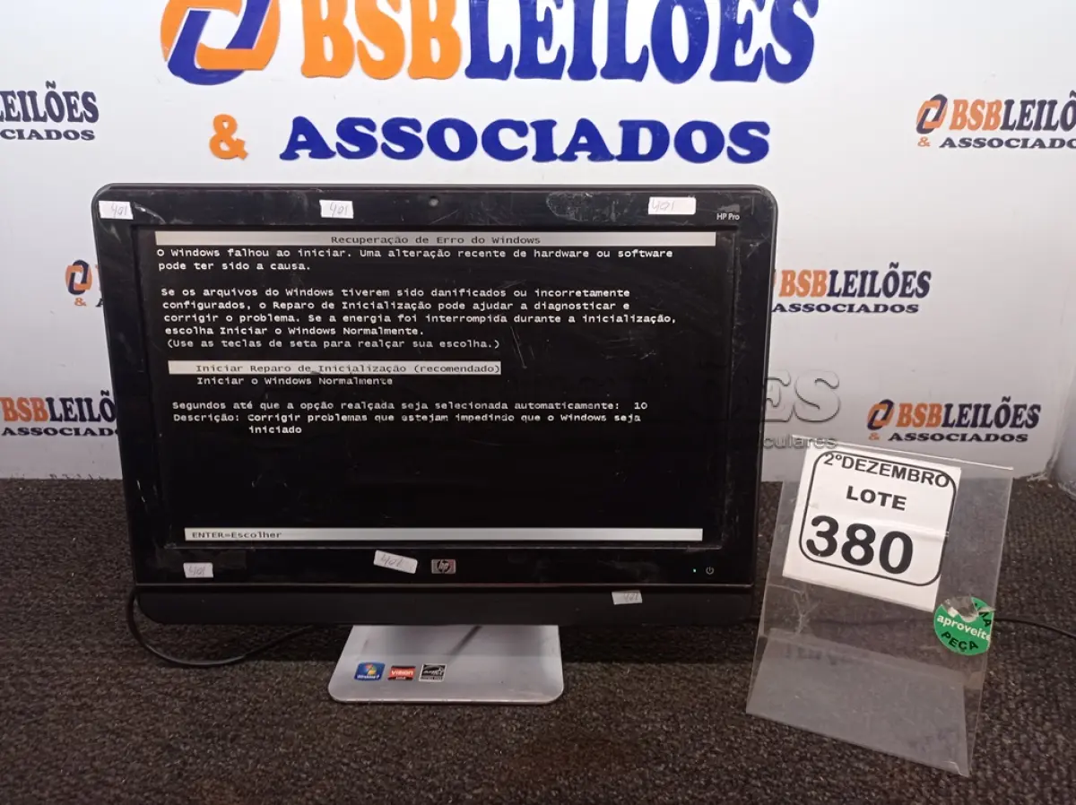 LOTE 380 - 01 ALL IN ONE MARCA HP C/TECLADO E MOUSE. (NO ESTADO) ATENÇÃO! FAZER A VISITAÇÃO ANTES DE ARREMATAR, NÃO SABEMOS SE FUNCIONA. LEILÃO NÃO TEM GARANTIA E NEM DEVOLUÇÃO, SUJEITO A POSSÍVEIS AVARIAS VISÍVEIS/OCULTAS E/OU AUSÊNCIA DE COMPONENTES.