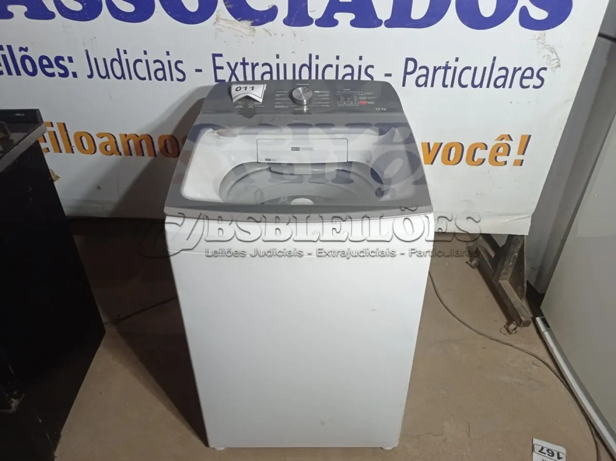 LOTE 011 - 01 MÁQUINA DE LAVAR MARCA BRASTEMP 12KG 220V (WASHER.) (NO ESTADO EM QUE SE ENCONTRA. SUJEITO A AVARIAS OCULTAS/VISÍVEIS.) BF8537E