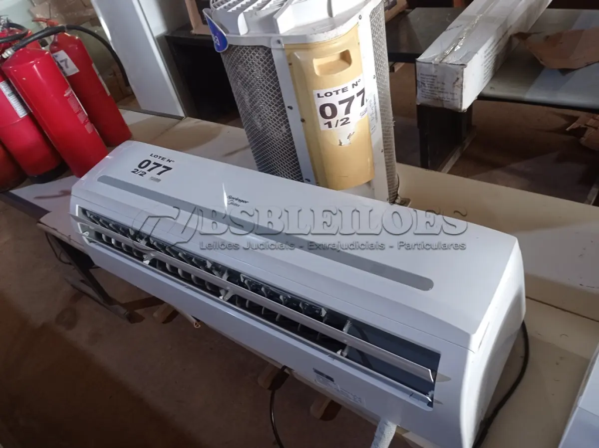 LOTE 077 - 01 KIT AR-CONDICIONADO MIDEA 22000 BTUS (NO ESTADO, NÃO SABEMOS SE FUNCIONA. LEILÃO NÃO TEM GARANTIA E NEM DEVOLUÇÃO, SUJEITO A POSSÍVEIS AVARIAS VISÍVEIS/OCULTAS E/OU AUSÊNCIA DE COMPONENTES)