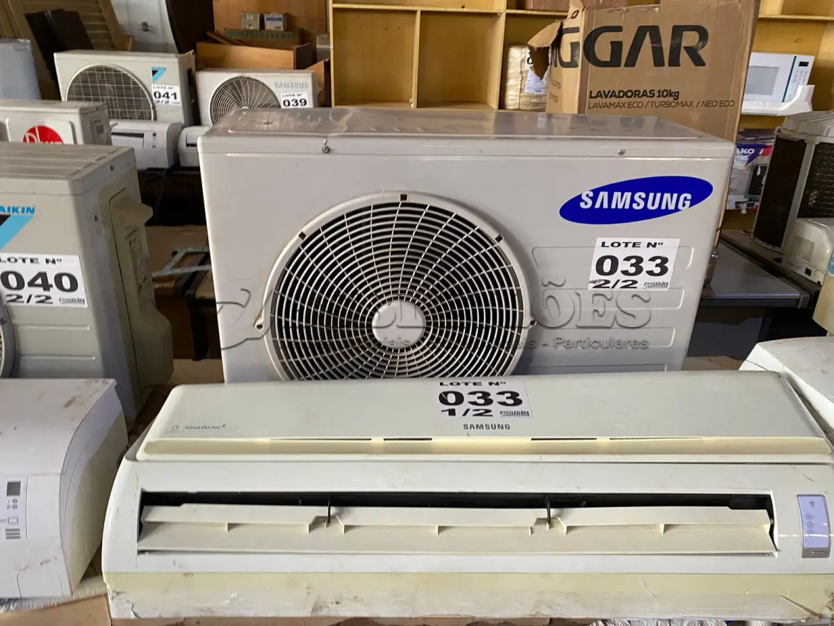 LOTE 033 - 01 KIT AR-CONDICIONADO SAMSUNG 24000 BTUS (NO ESTADO, NÃO SABEMOS SE FUNCIONA. LEILÃO NÃO TEM GARANTIA E NEM DEVOLUÇÃO, SUJEITO A POSSÍVEIS AVARIAS VISÍVEIS/OCULTAS E/OU AUSÊNCIA DE COMPONENTES)