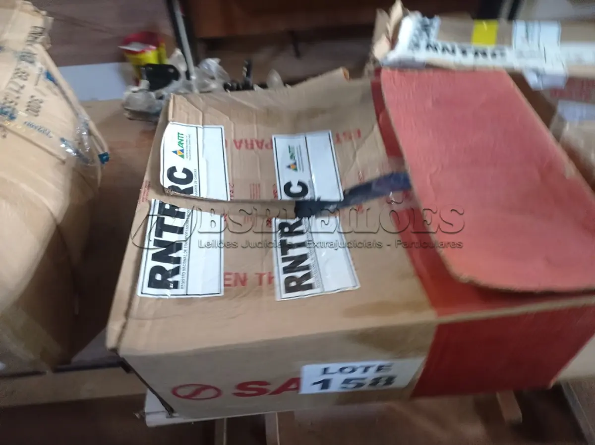 LOTE 158 - 30 – ITENS AUTOMOTIVOS DIVERSOS (NO ESTADO, NÃO SABEMOS SE FUNCIONA. LEILÃO NÃO TEM GARANTIA E NEM DEVOLUÇÃO, SUJEITO A POSSÍVEIS AVARIAS VISÍVEIS/OCULTAS E/OU AUSÊNCIA DE COMPONENTES)